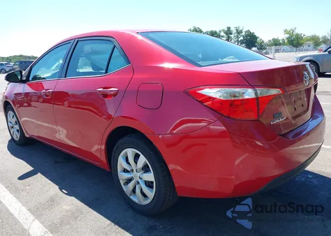 2015 Toyota Corolla Le z USA, uszkodzony, nr VIN 2T1BURHE8FC399319